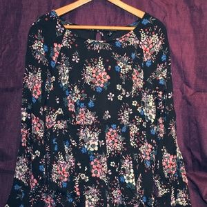 Feminine Floral Dress- Size 20